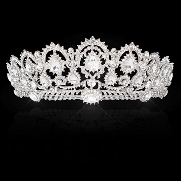 Diamond rhinestone silver tone wedding tiara